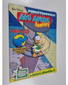 Kirjailijan Walt Disney käytetty teos Aku Ankka juniori 10/2015