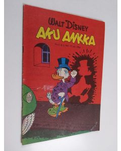Kirjailijan Walt Disney käytetty teos Aku Ankka 6/1967