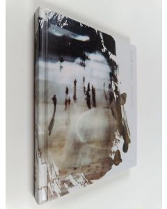 Kirjailijan Juuli Niemi käytetty kirja Yömatkat