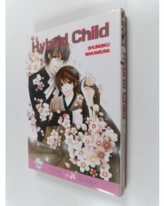 Kirjailijan Shungiki Nakamura käytetty kirja Hybrid Child