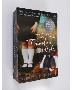 Kirjailijan Audrey Niffenegger käytetty kirja The time traveller's wife