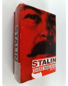 Kirjailijan Edvard Radzinski käytetty kirja Stalin