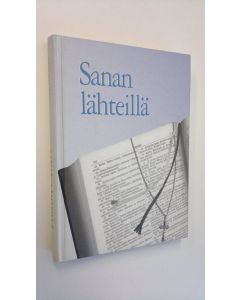 Kirjailijan Onni Hietala käytetty kirja Sanan lähteillä