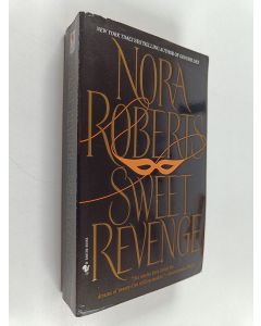 Kirjailijan Nora Roberts käytetty kirja Sweet Revenge