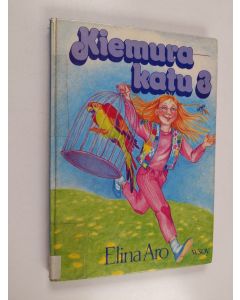 Kirjailijan Elina Aro käytetty kirja Kiemurakatu 3