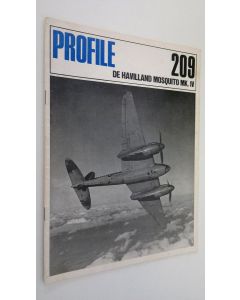 Kirjailijan Michael J. F. Bowyer käytetty teos The de Havilland Moquito IV
