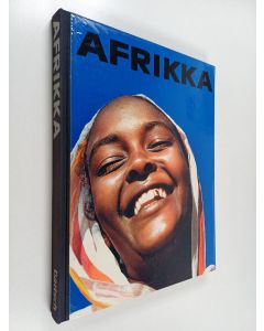 Kirjailijan Ernst Bartsch käytetty kirja Afrikka