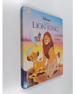 Kirjailijan Walt Disney käytetty kirja The Lion king