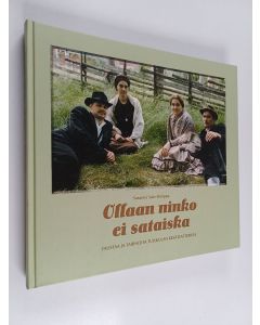 Kirjailijan Susanna Salo-Kimppa käytetty kirja Ollaan ninko ei sataiska : taustaa ja tarinoita Tuiskulan Kesäteatterilta