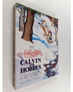 Kirjailijan Bill Watterson käytetty kirja The Authoritative Calvin And Hobbes