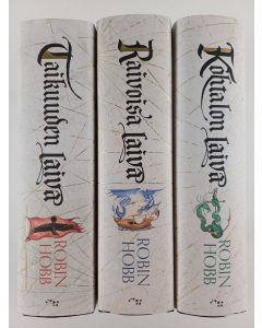 Kirjailijan Robin Hobb uusi kirja Elolaivat 1-3 : Taikuuden laiva ; Raivoisa laiva ; Kohtalon laiva