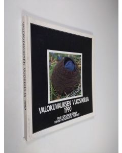 käytetty kirja Valokuvauksen vuosikirja 1990 = Finsk fotografisk årsbok = Finnish photographic yearbook