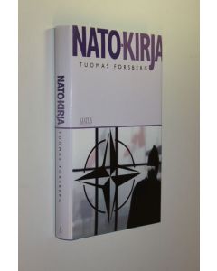 Kirjailijan Tuomas Forsberg käytetty kirja Nato-kirja