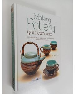 Kirjailijan Jacqui Atkin käytetty kirja Making Pottery You Can Use
