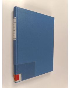 Kirjailijan Olavi Rytkölä käytetty kirja Finnisches Gemeindeverwaltungsrecht