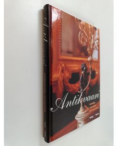 Tekijän Jukka ym. Forslund  käytetty kirja Antikvaari : antiikkiesineiden tietosanakirja