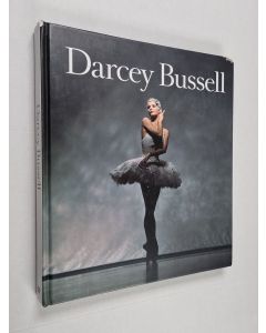 Kirjailijan Darcey Bussell käytetty kirja Darcey Bussell