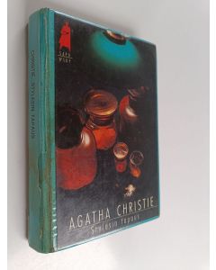 Kirjailijan Agatha Christie käytetty kirja Stylesin tapaus