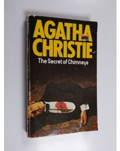 Kirjailijan Agatha Christie käytetty kirja The secret of chimneys