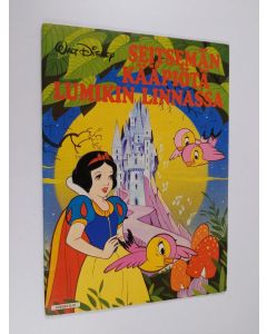 Kirjailijan Walt Disney käytetty teos Seitsemän kääpiötä Lumikin linnassa