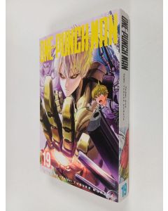 Kirjailijan Yusuke Murata käytetty kirja One-Punch Man 19