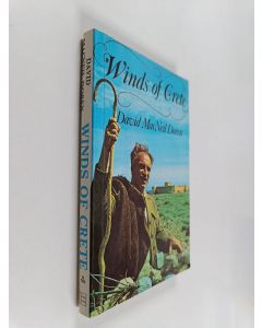 Kirjailijan David MacNeil Doren käytetty kirja Winds of Crete