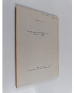 Kirjailijan Pekka Sarvas käytetty kirja De finska myntskatterna från 1700-talet