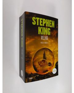 Kirjailijan Stephen King uusi kirja Musta torni IV, Velho (UUSI)