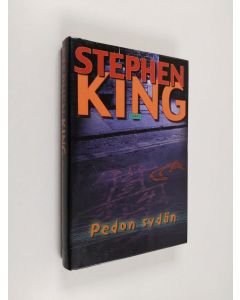 Kirjailijan Stephen King käytetty kirja Pedon sydän