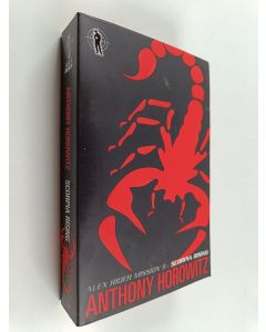 Kirjailijan Anthony Horowitz käytetty kirja Scorpia rising