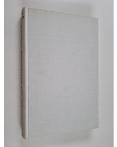 Kirjailijan Nancy D. Warner käytetty kirja Marshal Mannerheim and the Finns