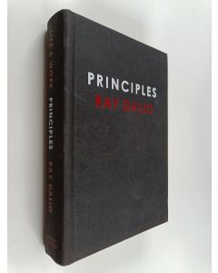 Kirjailijan Ray Dalio käytetty kirja Principles : Life and work