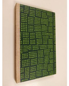 Kirjailijan Ksantippa käytetty kirja Mies on välttämätön : pakinoita