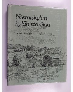 Kirjailijan Heikki Pennanen käytetty kirja Niemiskylän kylähistoriikki