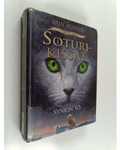 Kirjailijan Erin Hunter käytetty kirja Synkin yö