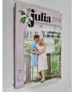 Kirjailijan Betty Neels käytetty kirja Aurinkoa ja kynttilänvaloa