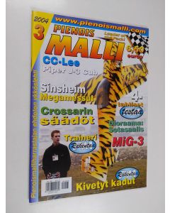 käytetty teos Pienoismalli 3/2004