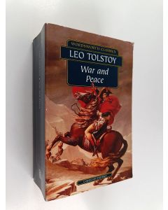 Kirjailijan Leo Tolstoy käytetty kirja War and peace