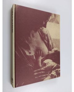 Kirjailijan Barbara ym. Nash käytetty kirja Vauvamme : kaikki odotuksesta, synnytyksestä ja lastenhoidosta