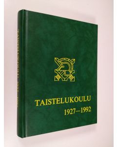käytetty kirja Taistelukoulu 1927-1992