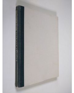 Kirjailijan Irja Kilpeläinen käytetty kirja Oleminen sallittu : naapurin Liisan pakinoita