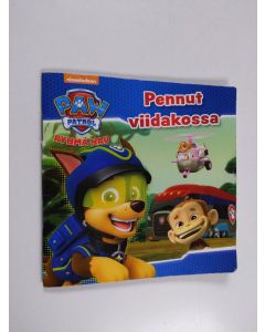 käytetty teos Pennut viidakossa
