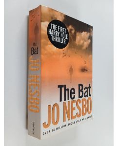 Kirjailijan Jo Nesbö käytetty kirja The Bat