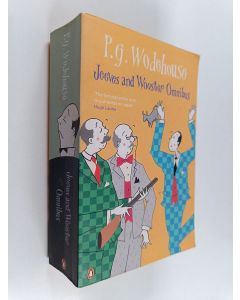 Kirjailijan Pelham Grenville Wodehouse käytetty kirja Jeeves and Wooster Omnibus