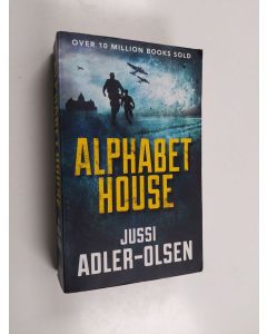Kirjailijan Jussi Adler-Olsen käytetty kirja Alphabet House