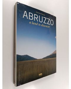 käytetty kirja Abruzzo, a land to discover