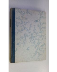 Kirjailijan Tapani Harmaja käytetty kirja Pilven veikot : maailmansodan kuuluisimpien lentäjien tarina