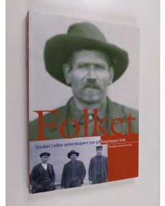 Tekijän Derek Fewster  käytetty kirja Folket : studier i olika vetenskapers syn på begreppet folk