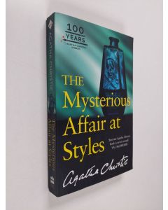 Kirjailijan Agatha Christie käytetty kirja The mysterious affair at Styles