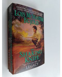 Kirjailijan Lois McMaster Bujold käytetty kirja The Sharing Knife Vol. 2 : Legacy